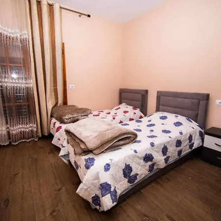 Apartment Bujtina Qosja *